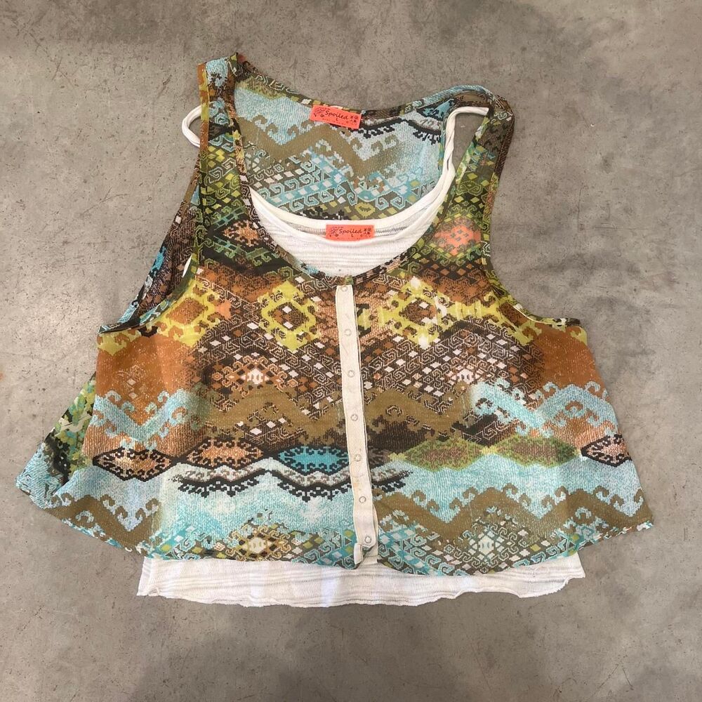 Y2K spoiled size L pattern shear tank with white tank underneath